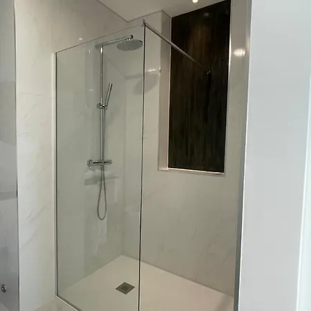 Avenue Azores Lejlighed