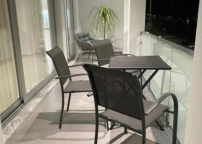 Daire Avenue Azores *